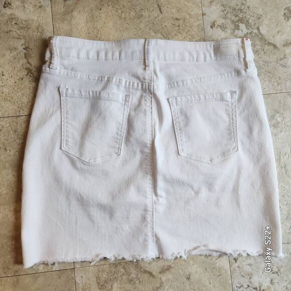 R7  Jones New York mini denim skirt - Picture 2 of 6